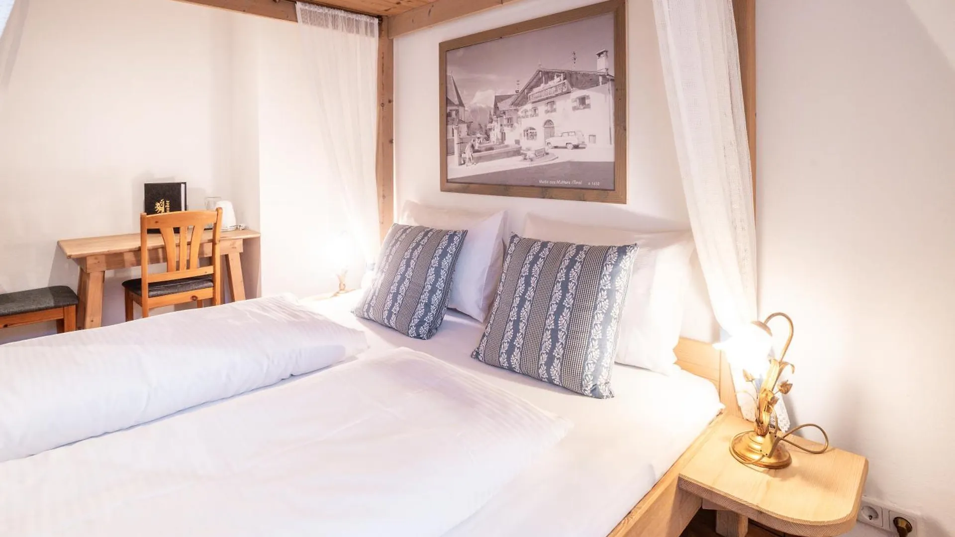 Stauders Zimmer Und Ferienwohnungen Mutters 4*,  Austria