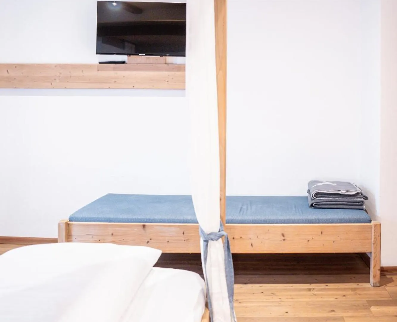 Stauders Zimmer Und Ferienwohnungen Mutters 4*,  Ausztria